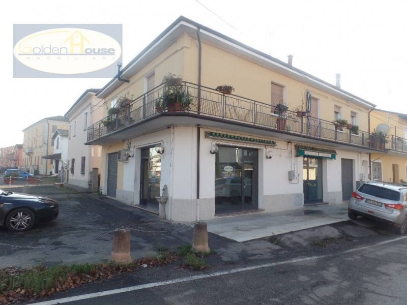 negozio in affitto a Molinella in zona Marmorta