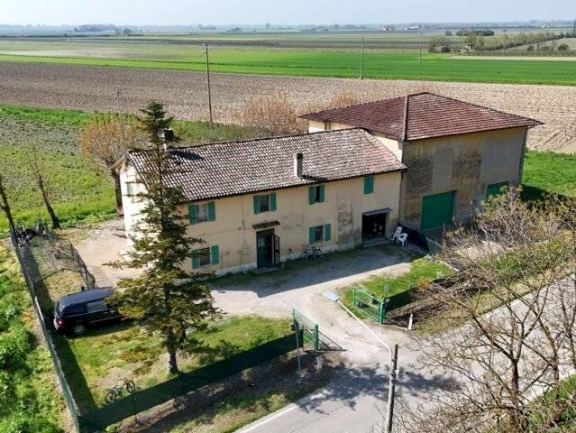 casa indipendente in affitto a Molinella in zona Marmorta