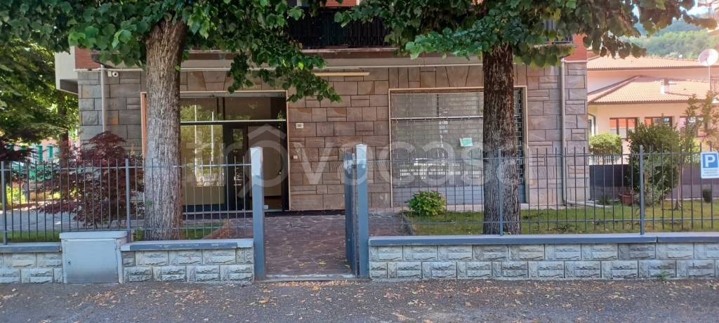 negozio in affitto a Monte San Pietro in zona Calderino