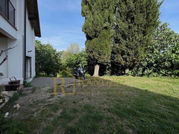 casa indipendente in affitto a Monte San Pietro