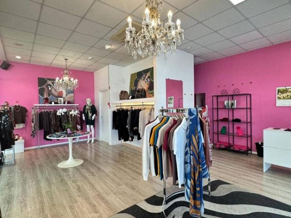 negozio in affitto ad Ozzano dell'Emilia