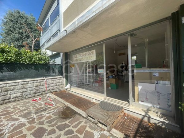 locale commerciale in affitto ad Ozzano dell'Emilia