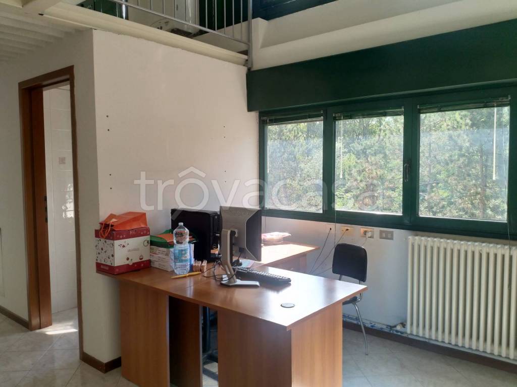 ufficio in affitto a Pianoro
