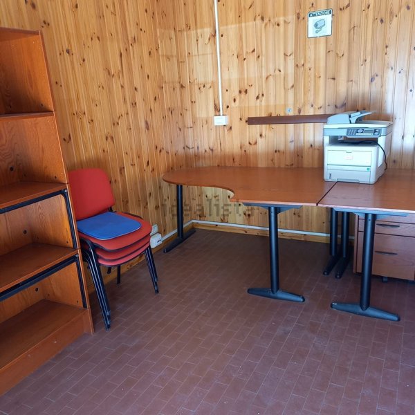ufficio in affitto a Sala Bolognese in zona Osteria Nuova