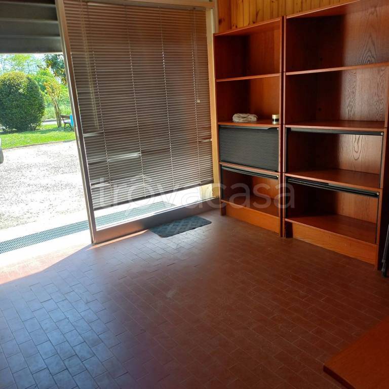 ufficio in affitto a Sala Bolognese in zona Osteria Nuova