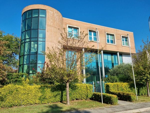 ufficio in affitto a Sala Bolognese in zona Padulle