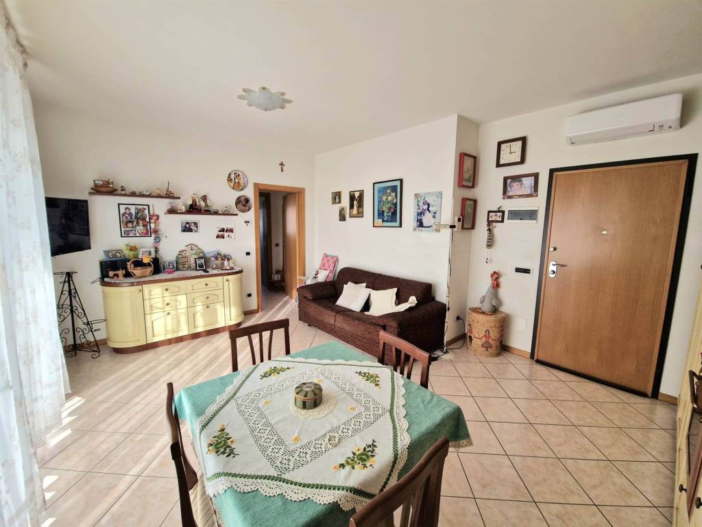 appartamento in affitto a Sala Bolognese in zona Osteria Nuova