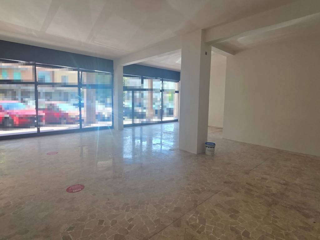 negozio in affitto a San Giovanni in Persiceto