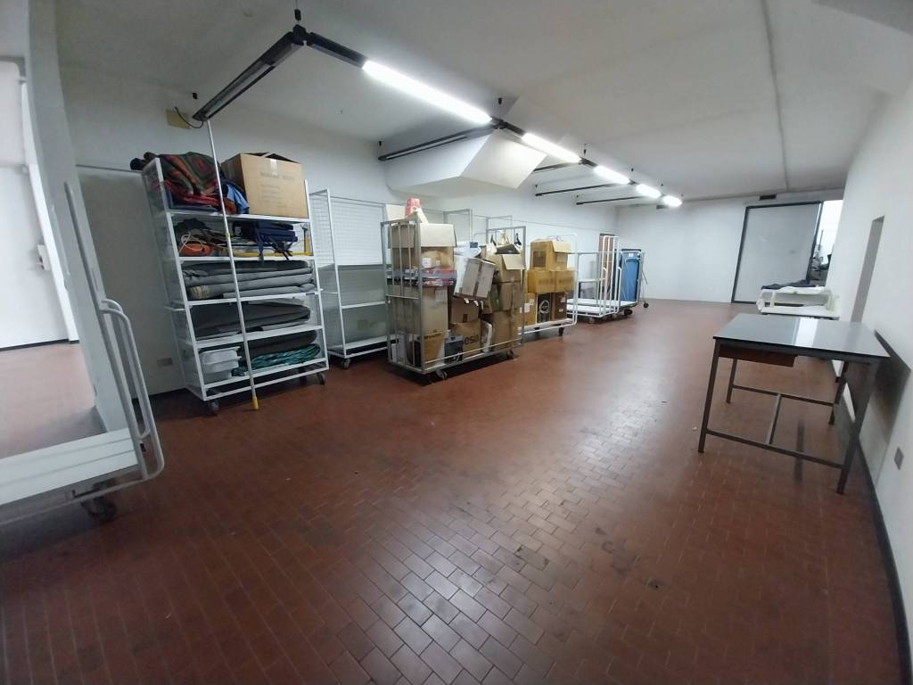 locale commerciale in affitto a San Giovanni in Persiceto in zona Decima
