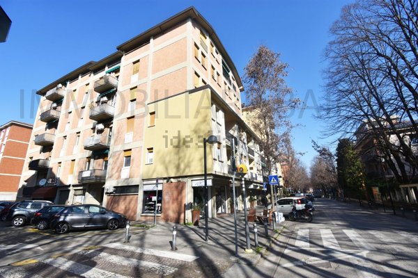 locale commerciale in affitto a San Lazzaro di Savena