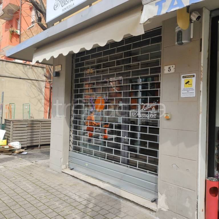negozio in affitto a San Lazzaro di Savena in zona Ponticella