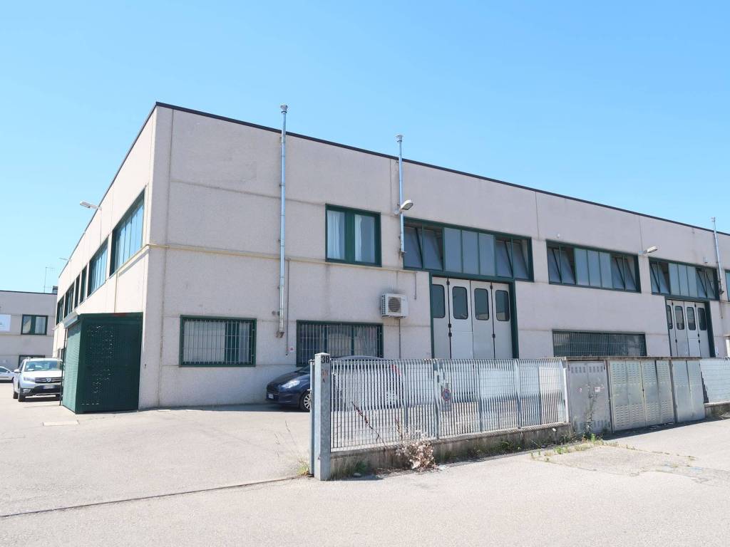 capannone in affitto a San Lazzaro di Savena