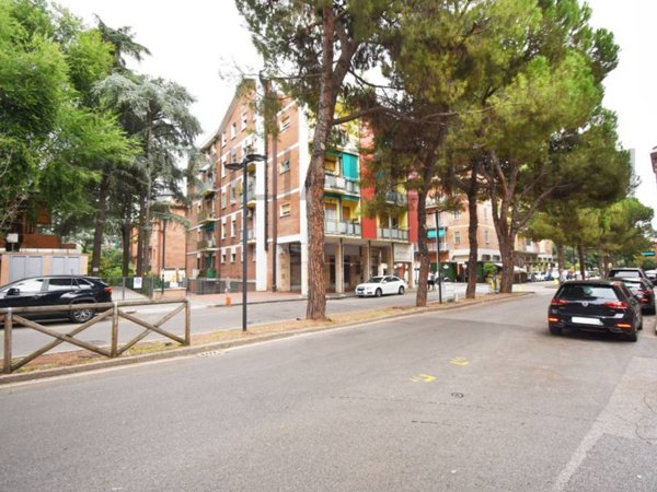 negozio in affitto a San Lazzaro di Savena