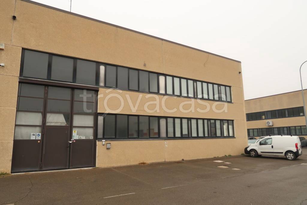 capannone in affitto a San Lazzaro di Savena