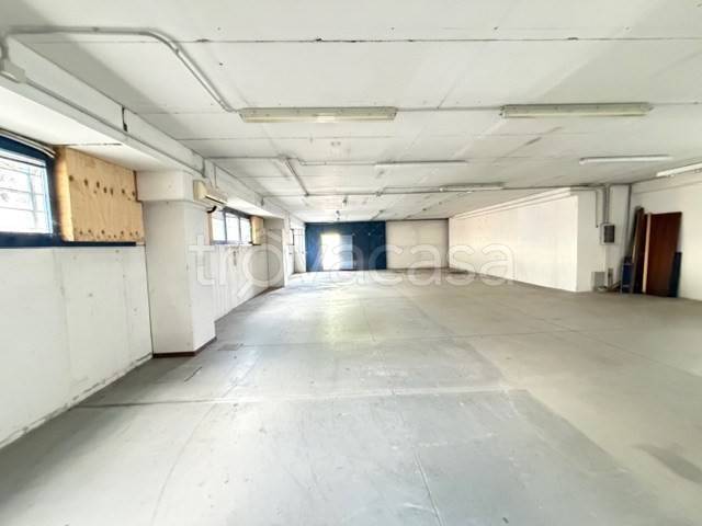 negozio in affitto a San Lazzaro di Savena