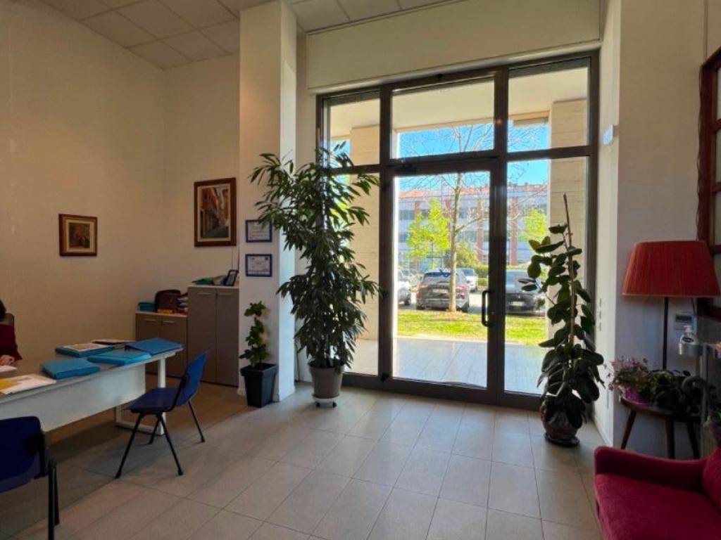 negozio in affitto a San Lazzaro di Savena