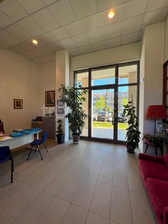 negozio in affitto a San Lazzaro di Savena