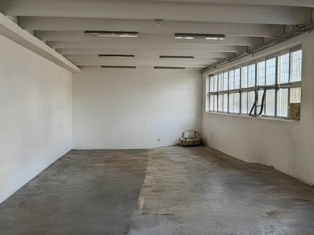 locale commerciale in affitto a San Lazzaro di Savena in zona Pulce