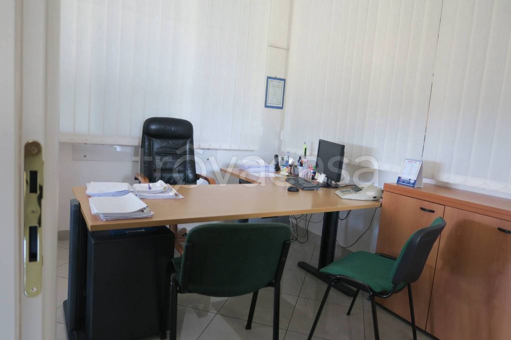 ufficio in affitto a San Lazzaro di Savena in zona Farneto