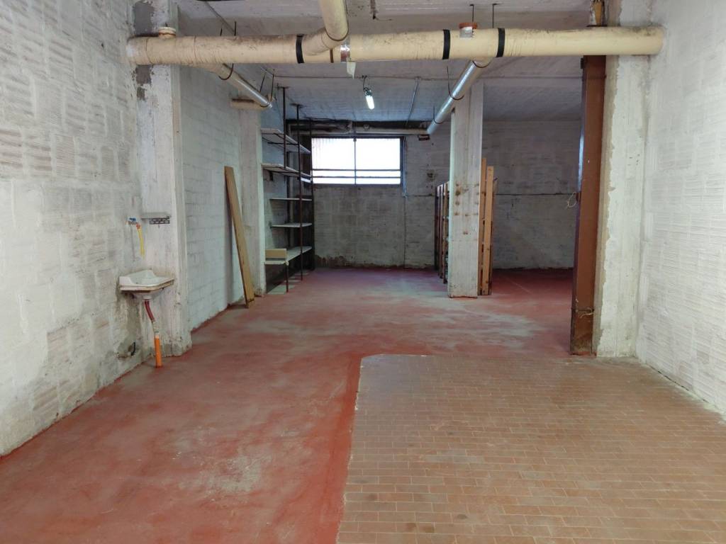locale commerciale in affitto a San Lazzaro di Savena