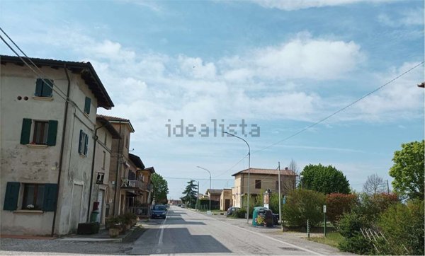 appartamento in affitto a San Pietro in Casale in zona Poggetto