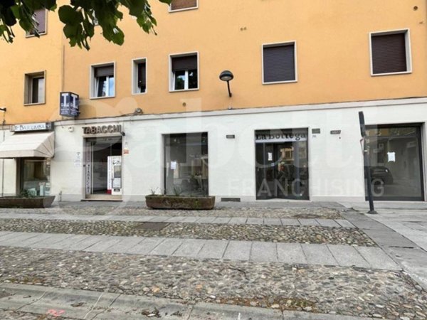 negozio in affitto a Sasso Marconi