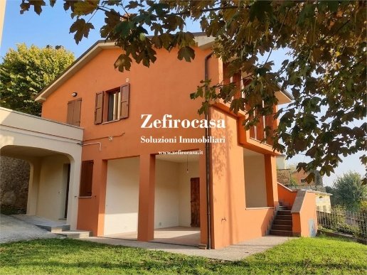 casa indipendente in affitto a Vergato in zona Tolè