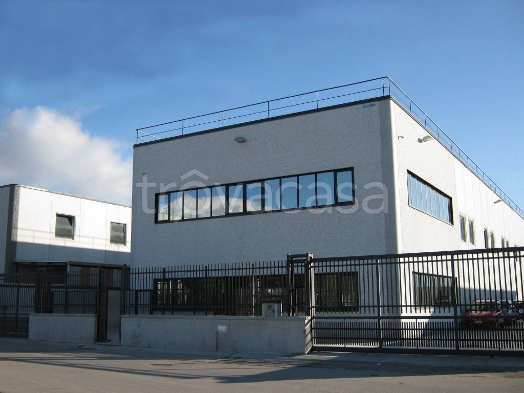 locale commerciale in affitto a Zola Predosa