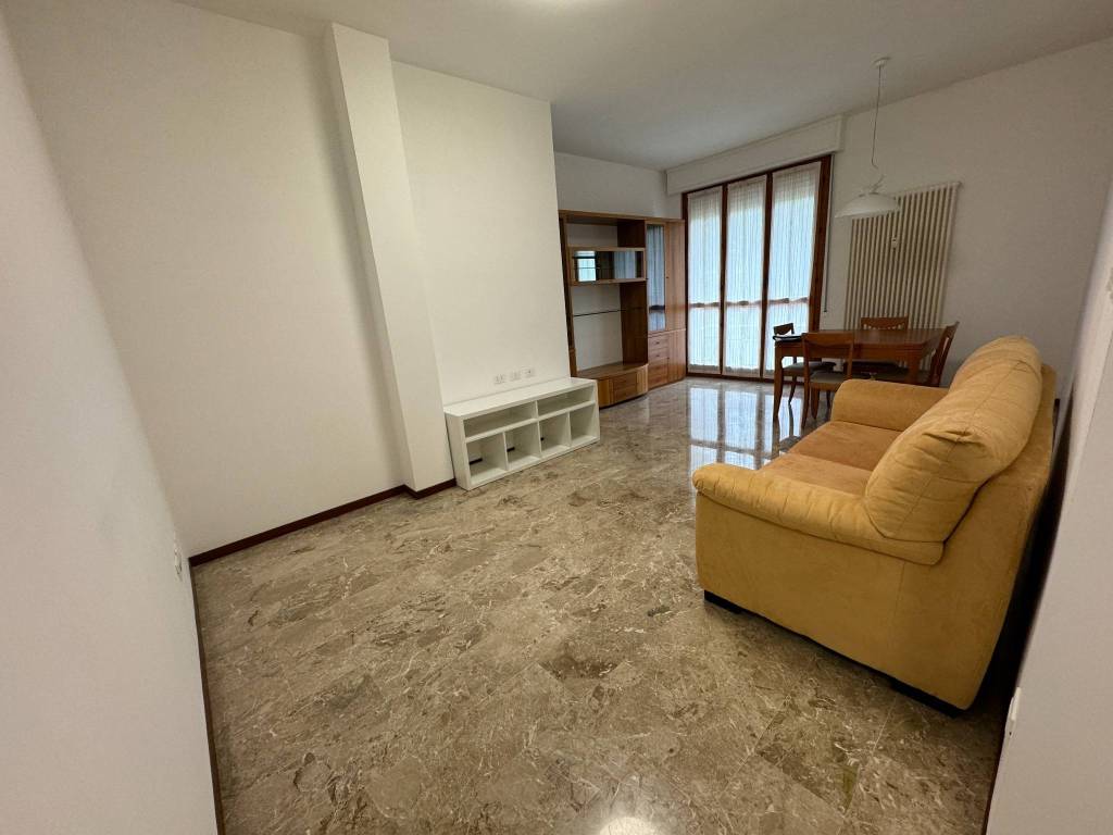 appartamento in affitto a Zola Predosa in zona Riale