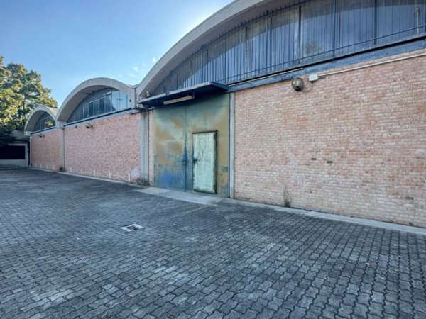 locale commerciale in affitto a Zola Predosa in zona Riale