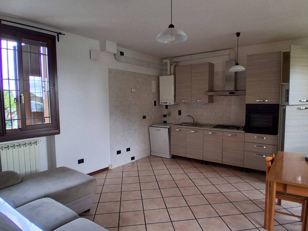 appartamento in affitto a Zola Predosa in zona Madonna Prati