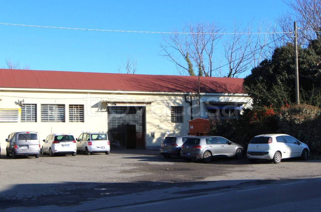 capannone in affitto a Valsamoggia in zona Bazzano