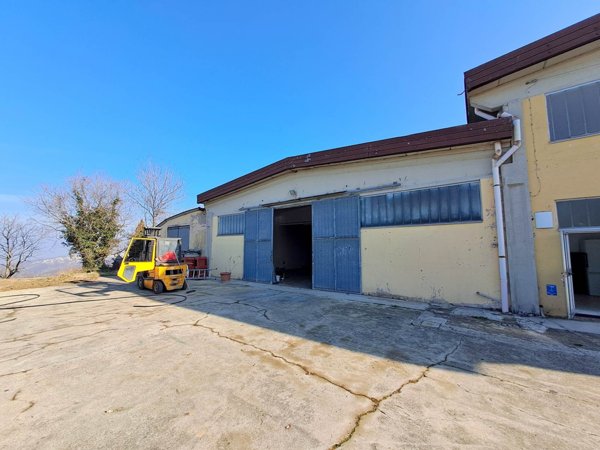 ufficio in affitto a Valsamoggia in zona Castello di Serravalle