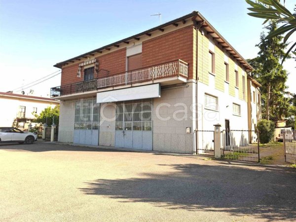 negozio in affitto a Valsamoggia in zona Calcara