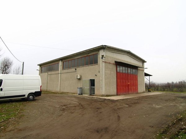 negozio in affitto a Valsamoggia in zona Monteveglio