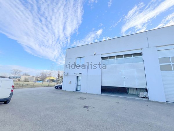 ufficio in affitto a Valsamoggia in zona Crespellano
