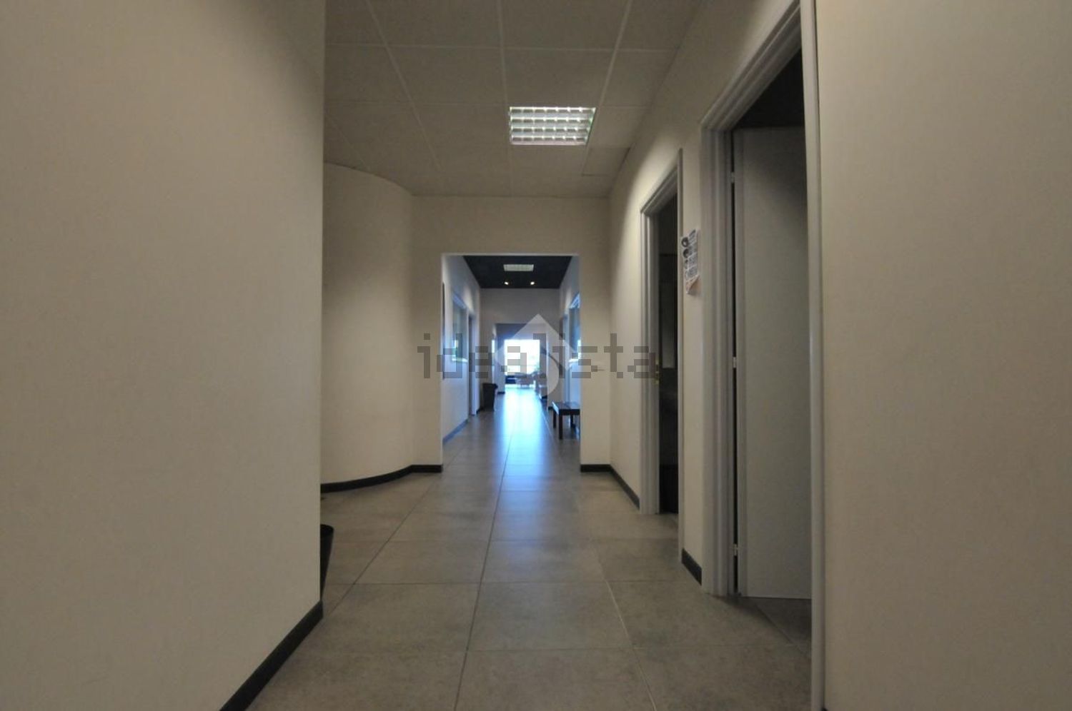 locale commerciale in affitto a Valsamoggia