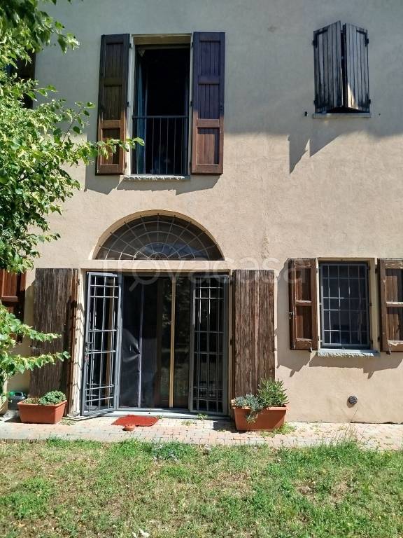 appartamento in affitto a Valsamoggia in zona Crespellano