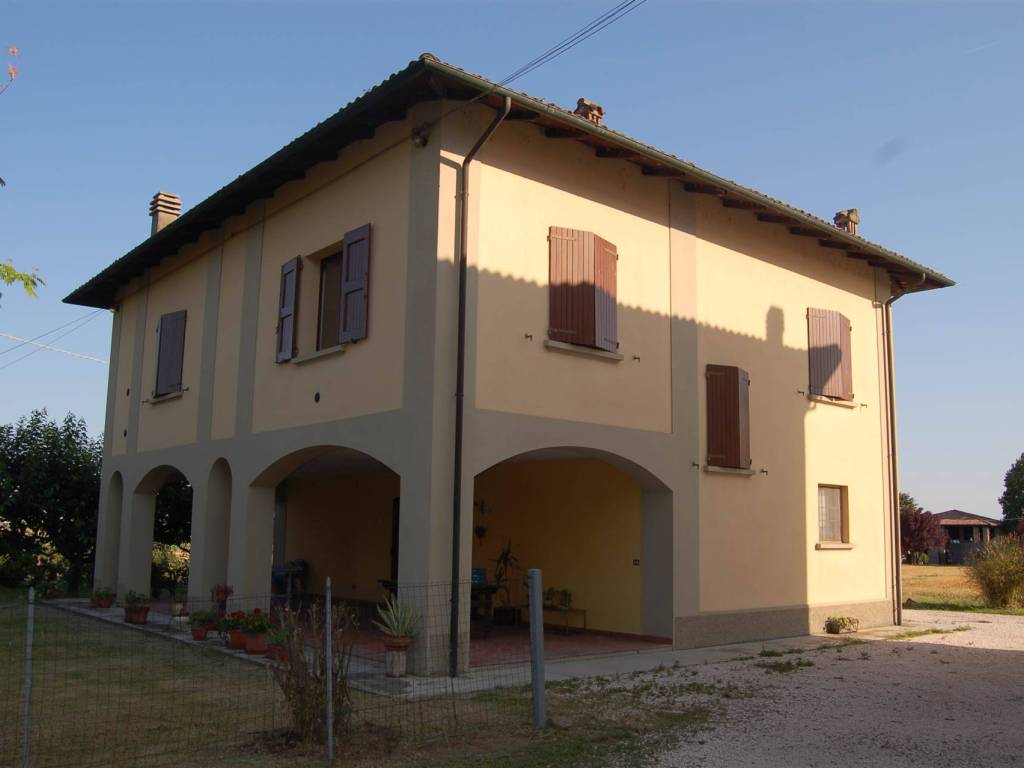 casa indipendente in affitto a Valsamoggia in zona Bazzano