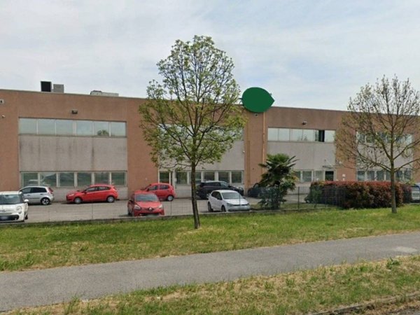 locale commerciale in affitto a Valsamoggia in zona Crespellano