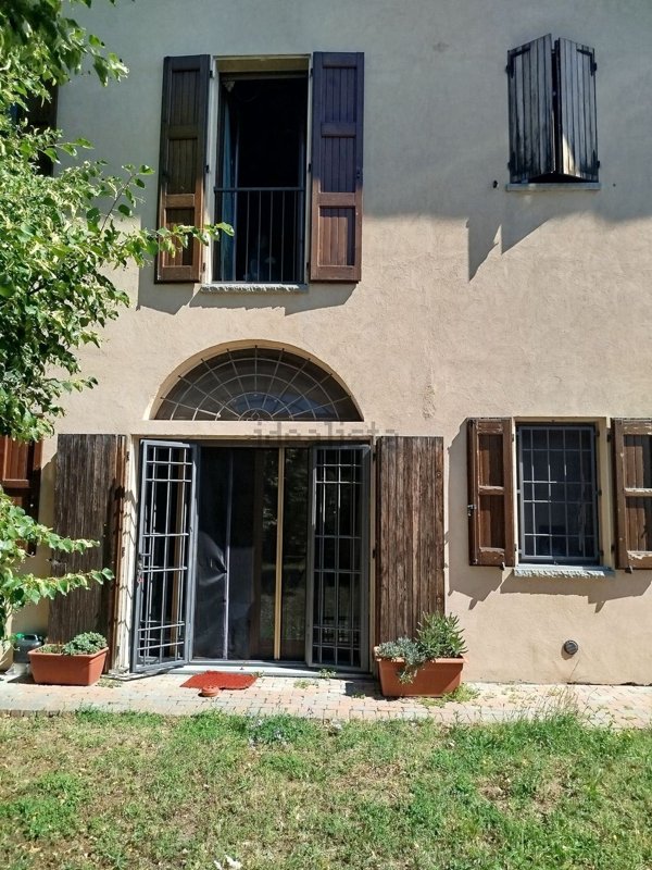 appartamento in affitto a Valsamoggia in zona Crespellano