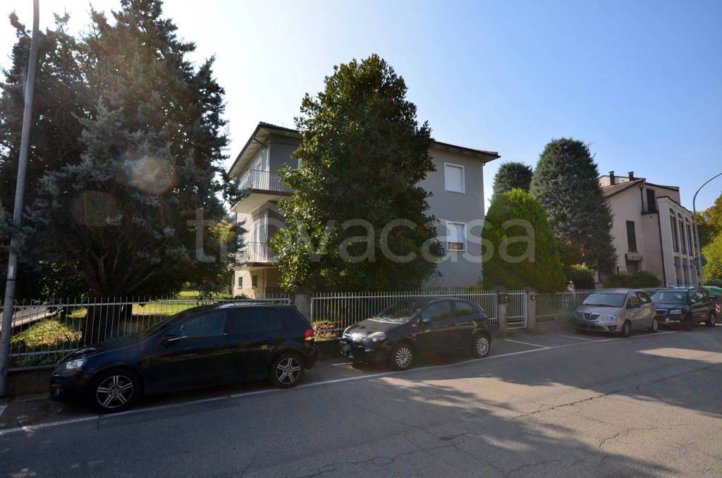 appartamento in affitto a Valsamoggia in zona Crespellano