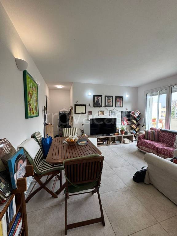 appartamento in affitto a Valsamoggia in zona Bazzano