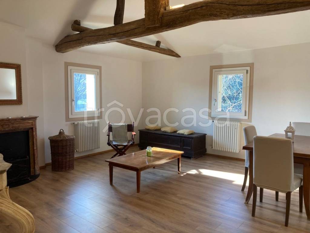 appartamento in affitto a Valsamoggia in zona Crespellano