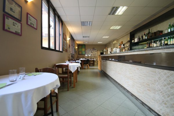 negozio in affitto a Valsamoggia in zona Savigno