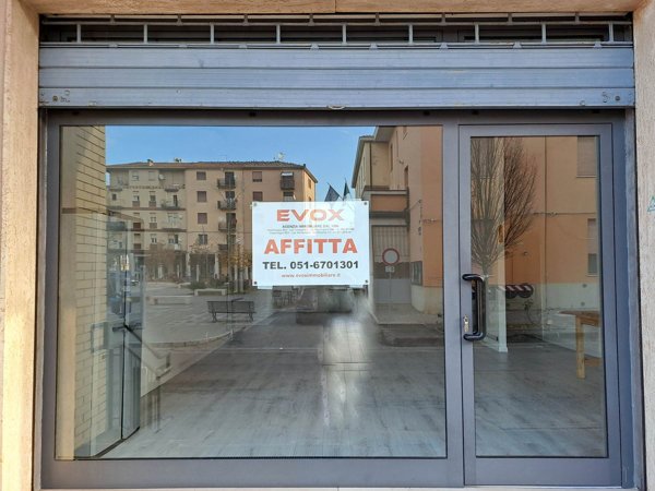 negozio in affitto a Valsamoggia in zona Sant'Apollinare
