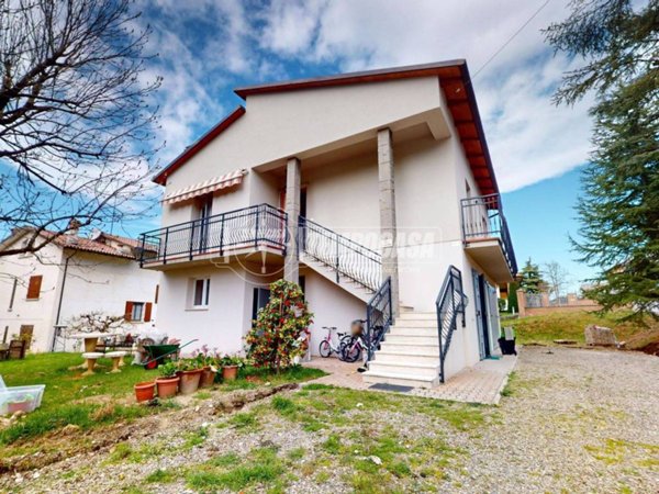 appartamento in affitto a Valsamoggia in zona Savigno