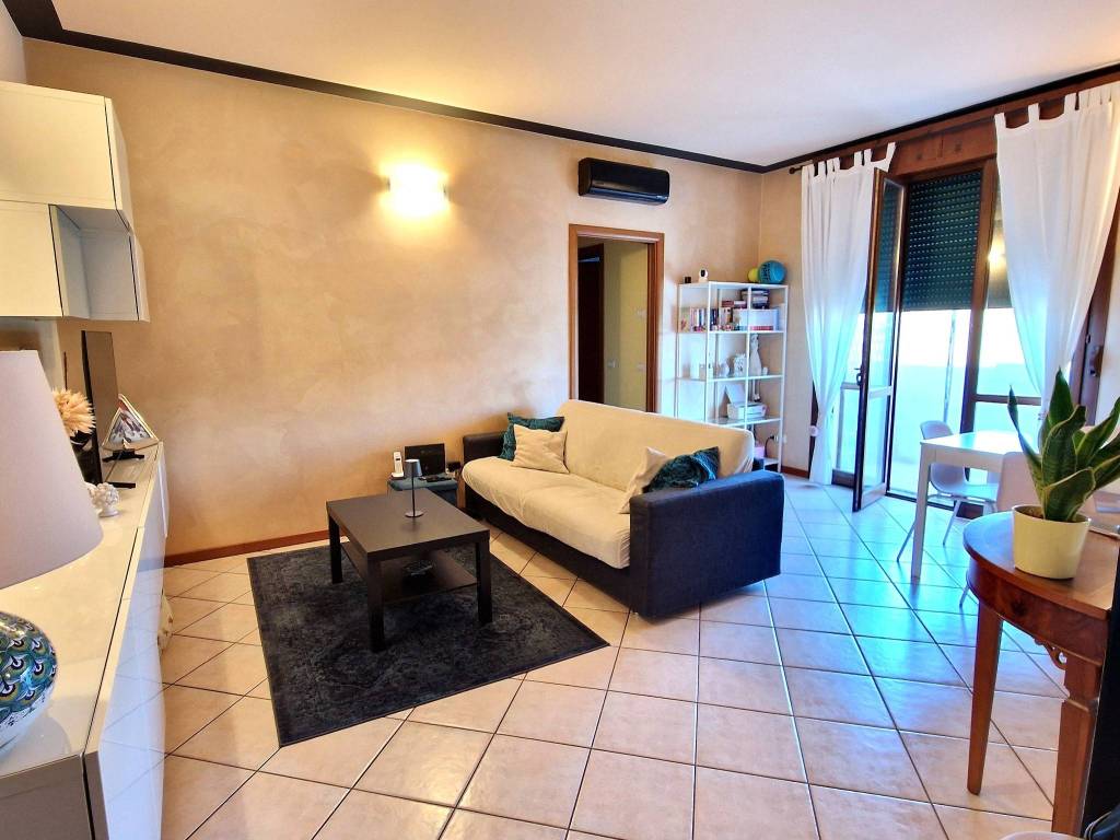 appartamento in affitto a Valsamoggia in zona Calcara