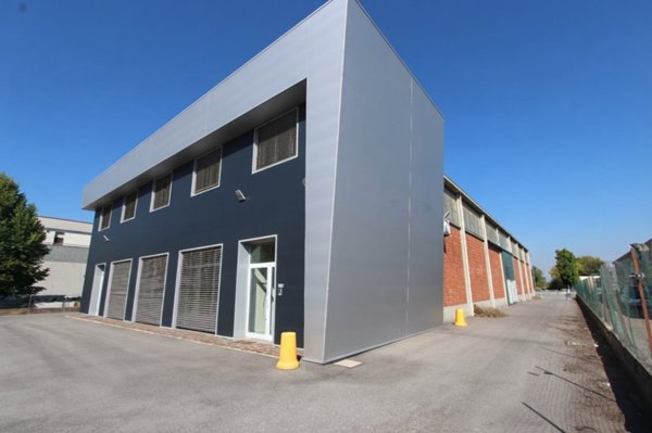 ufficio in affitto a Valsamoggia in zona Bazzano