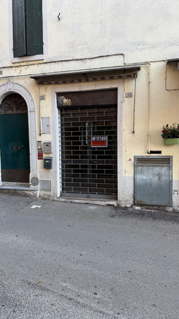 locale commerciale in affitto ad Alto Reno Terme in zona Porretta Terme